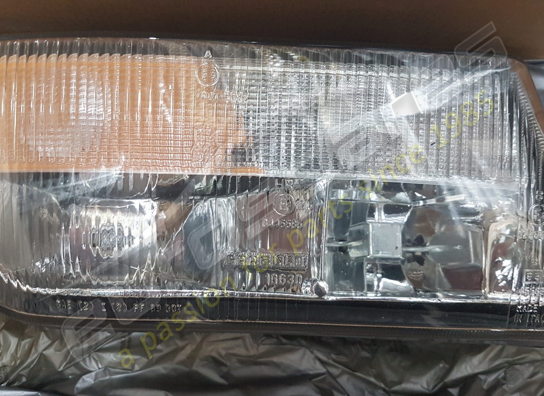 NEW FERRARI RH FRONT LIGHT ASSEMBLY. PART NUMBER 150188 (2) new ferrari rh front light assembly. part number 150188 (2)