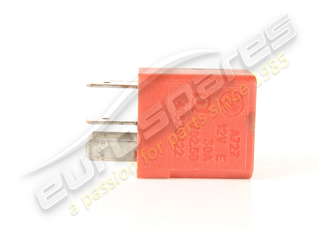 USED FERRARI MICRO-RELAY 30 A.. PART NUMBER 172882 (3) used ferrari micro-relay 30 a.. part number 172882 (3)