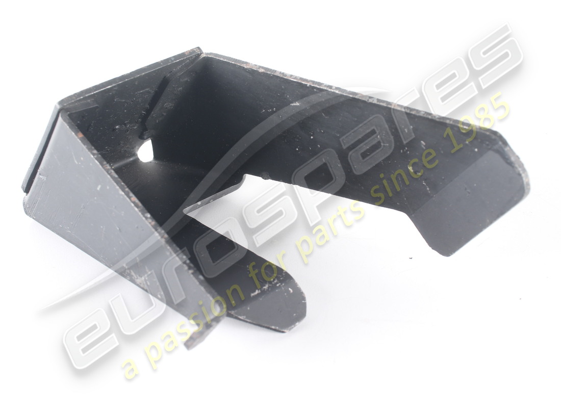 new ferrari rh bracket. part number 61565600 (1)