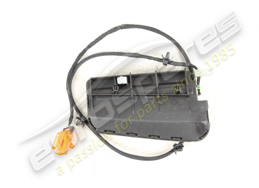 NEW MASERATI RH SIDE-BAG. PART NUMBER 69294800 (2) new maserati rh side-bag. part number 69294800 (2)