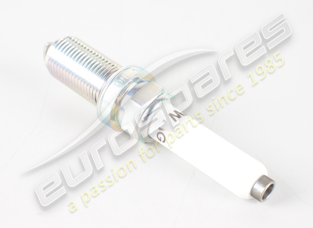 NEW PORSCHE SPARK PLUG. PART NUMBER 95890560100 (2) new porsche spark plug. part number 95890560100 (2)
