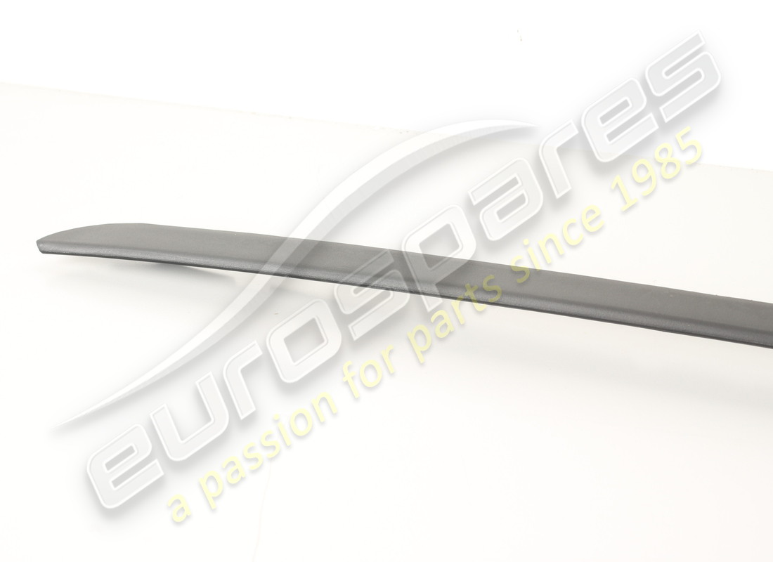 new maserati lh moulding. part number 670142160 (5)