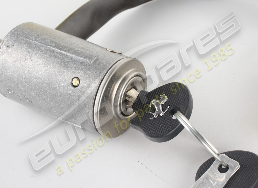 NEW FERRARI DOORS LOCKS SET COMPLETE ANTI-THEFT DEVICE. PART NUMBER 162547 (5) new ferrari doors locks set complete anti-theft device. part number 162547 (5)