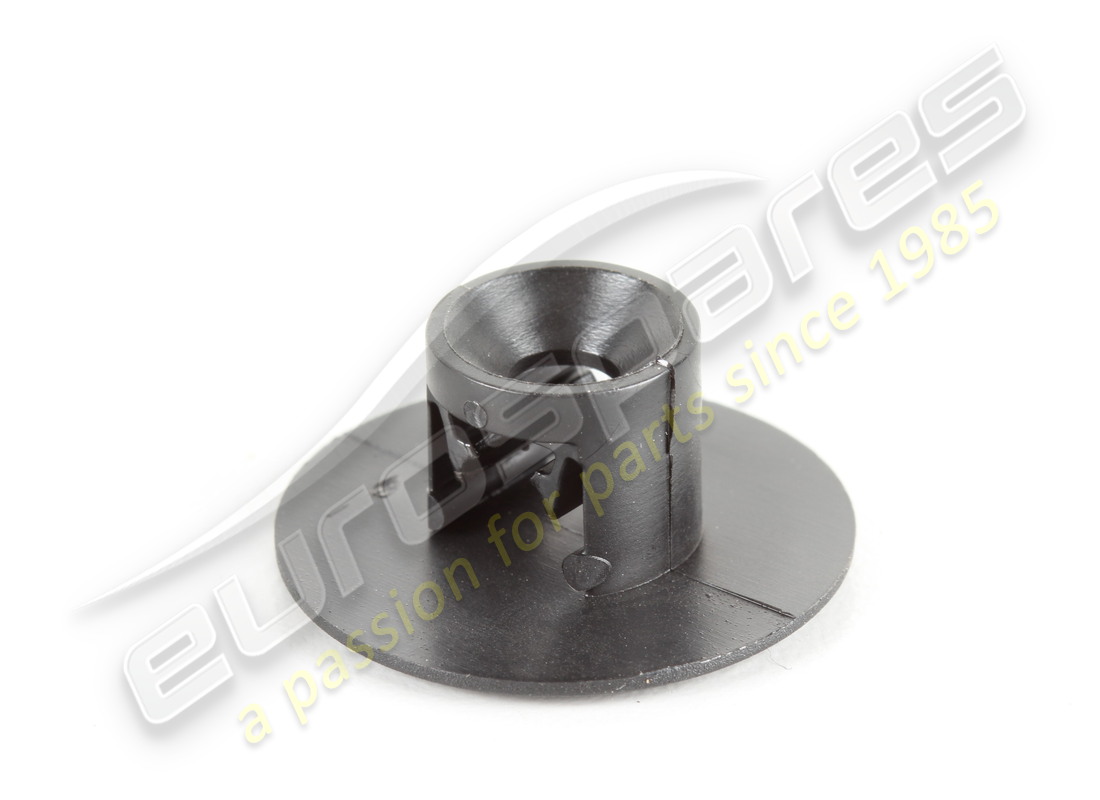 NEW MASERATI FIXING BUTTON. PART NUMBER 670018238 (1) new maserati fixing button. part number 670018238 (1)