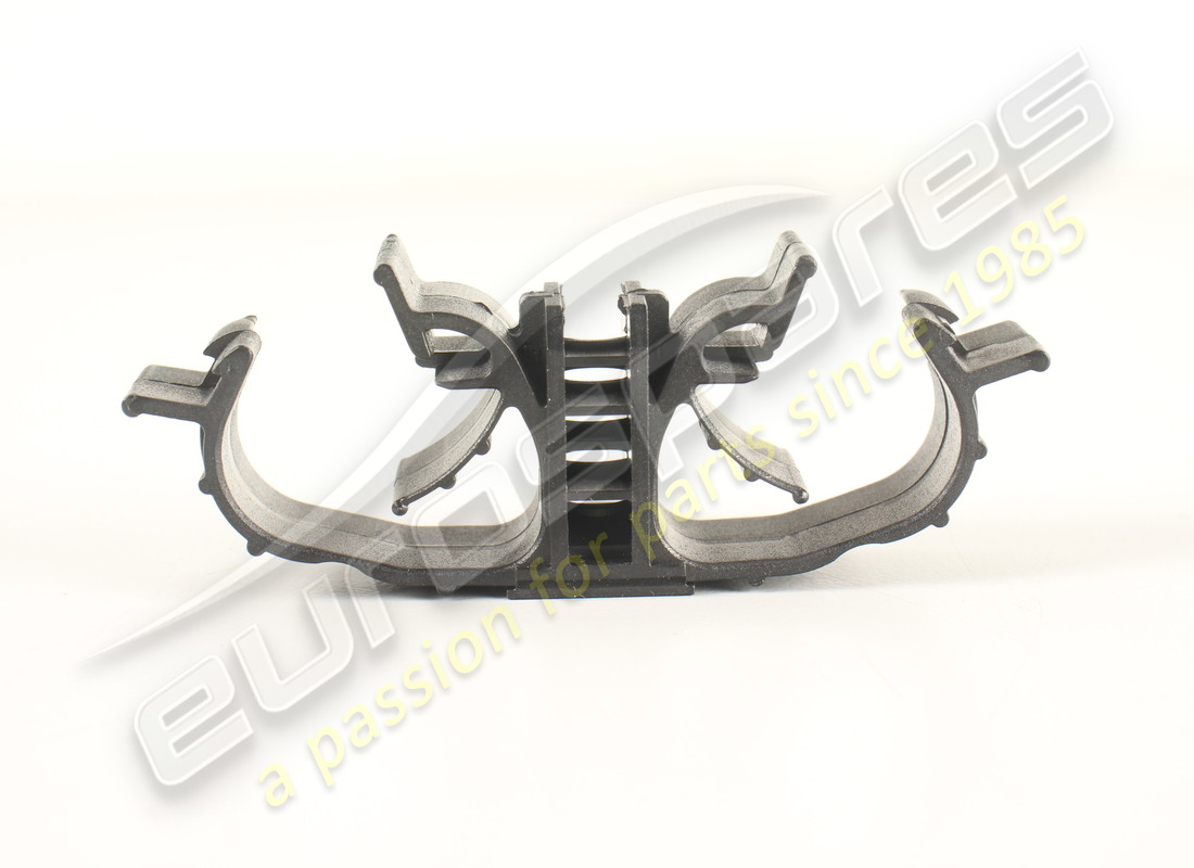 new maserati clip. part number 195052 (2)