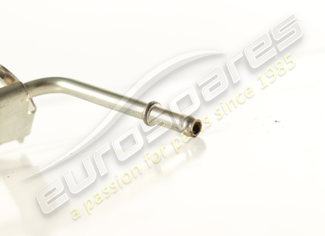 USED FERRARI WATER RETURN PIPE FROM LH TU. PART NUMBER 317598 (2) used ferrari water return pipe from lh tu. part number 317598 (2)