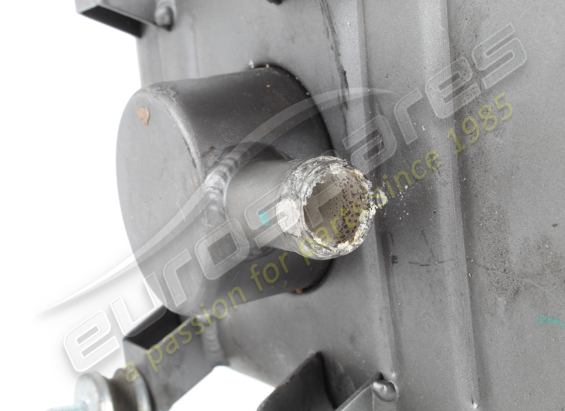 USED FERRARI COOLANT TANK. PART NUMBER 199868 (9) used ferrari coolant tank. part number 199868 (9)