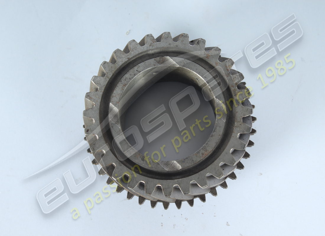 NEW FERRARI 365GT4 2+2 3RD GEAR 28/25. PART NUMBER 105352 (2) new ferrari 365gt4 2+2 3rd gear 28/25. part number 105352 (2)