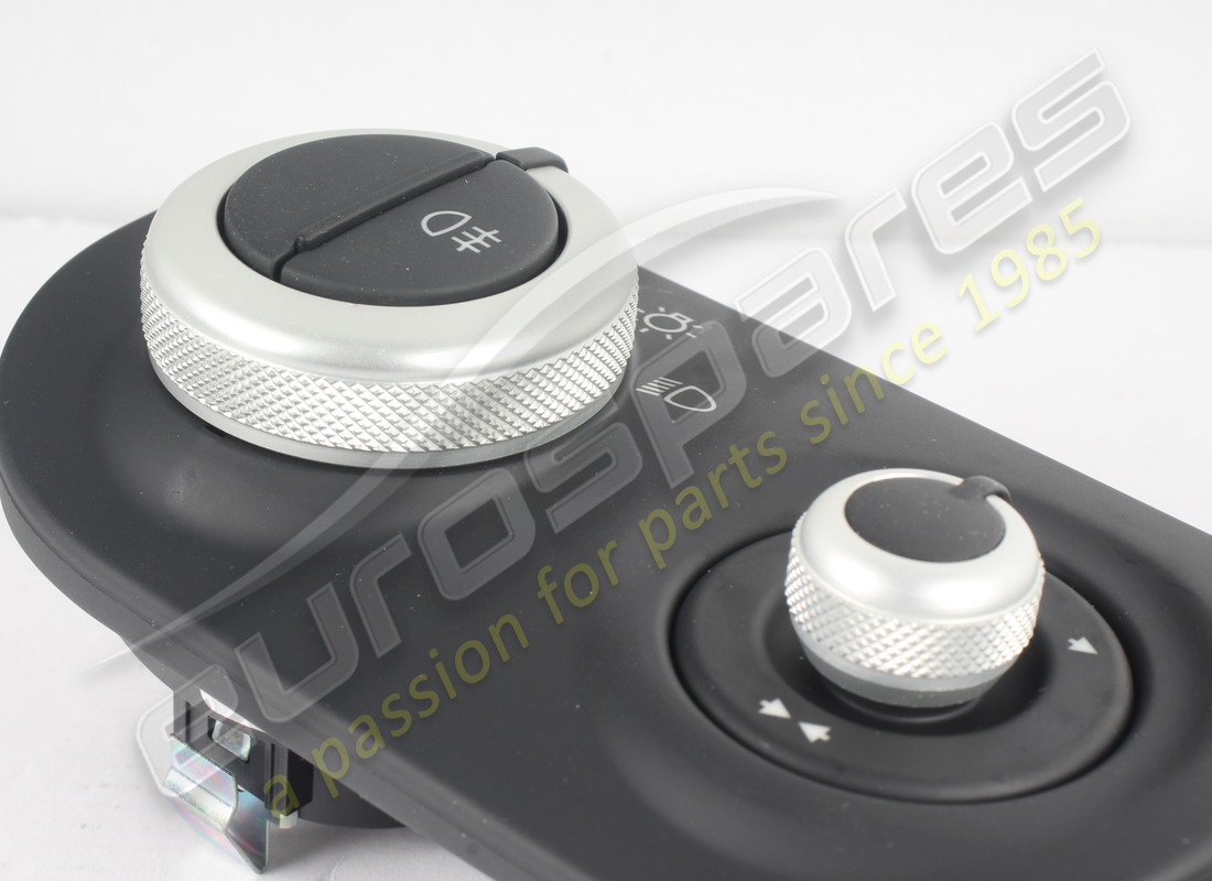 NEW FERRARI PLATE FOR LIGHTS AND REARVIE. PART NUMBER 191966 (4) new ferrari plate for lights and rearvie. part number 191966 (4)