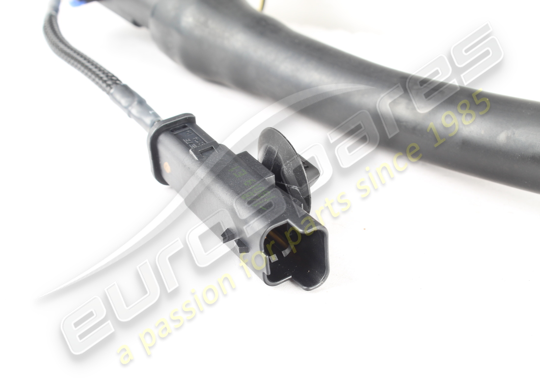 NEW MASERATI COMPLETE OUTLET PIPE BLOW-BY. PART NUMBER 670009615 (4) new maserati complete outlet pipe blow-by. part number 670009615 (4)