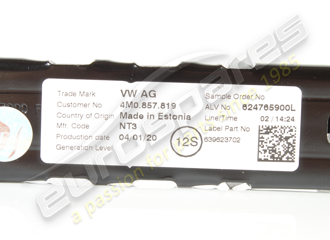 USED LAMBORGHINI SEAT BELT HEIGHT. PART NUMBER 4M0857819 (2) used lamborghini seat belt height. part number 4m0857819 (2)