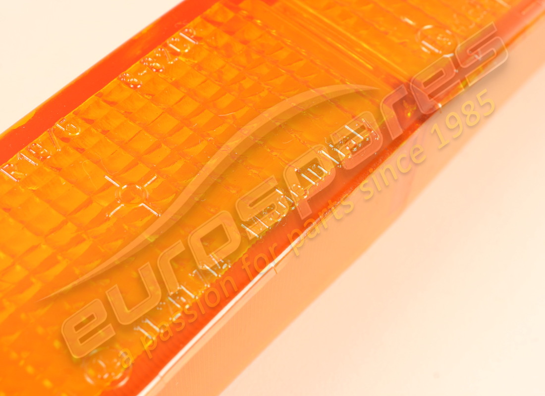 NEW FERRARI LH FRONT LENS INDICATOR. PART NUMBER 61536400 (4) new ferrari lh front lens indicator. part number 61536400 (4)