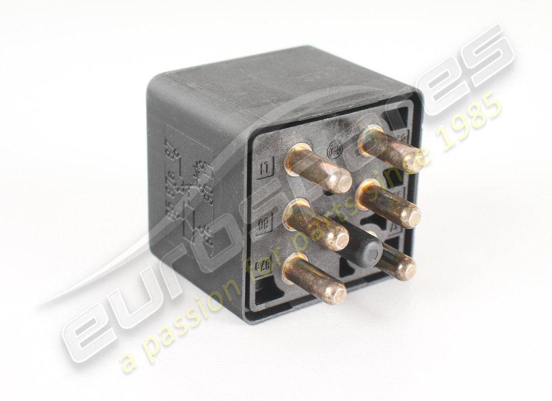 NEW MASERATI RELAY. PART NUMBER 363802121 (2) new maserati relay. part number 363802121 (2)