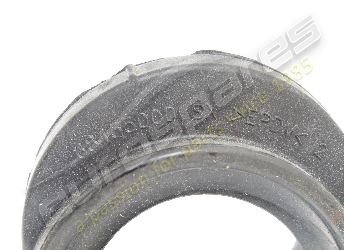 used ferrari lh side air opening gasket. part number 68135000 (2)