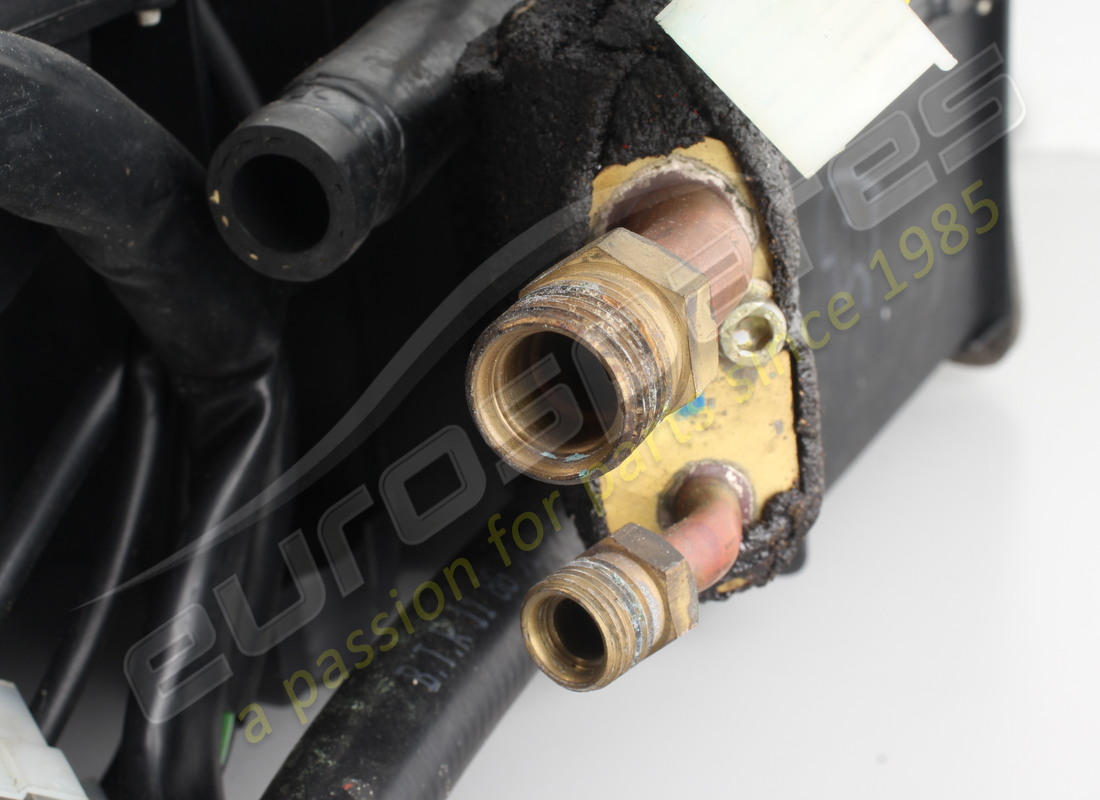 USED FERRARI EVAPORATOR ASSEMBLY RHD PART NUMBER 65365900 (7) used ferrari evaporator assembly rhd part number 65365900 (7)