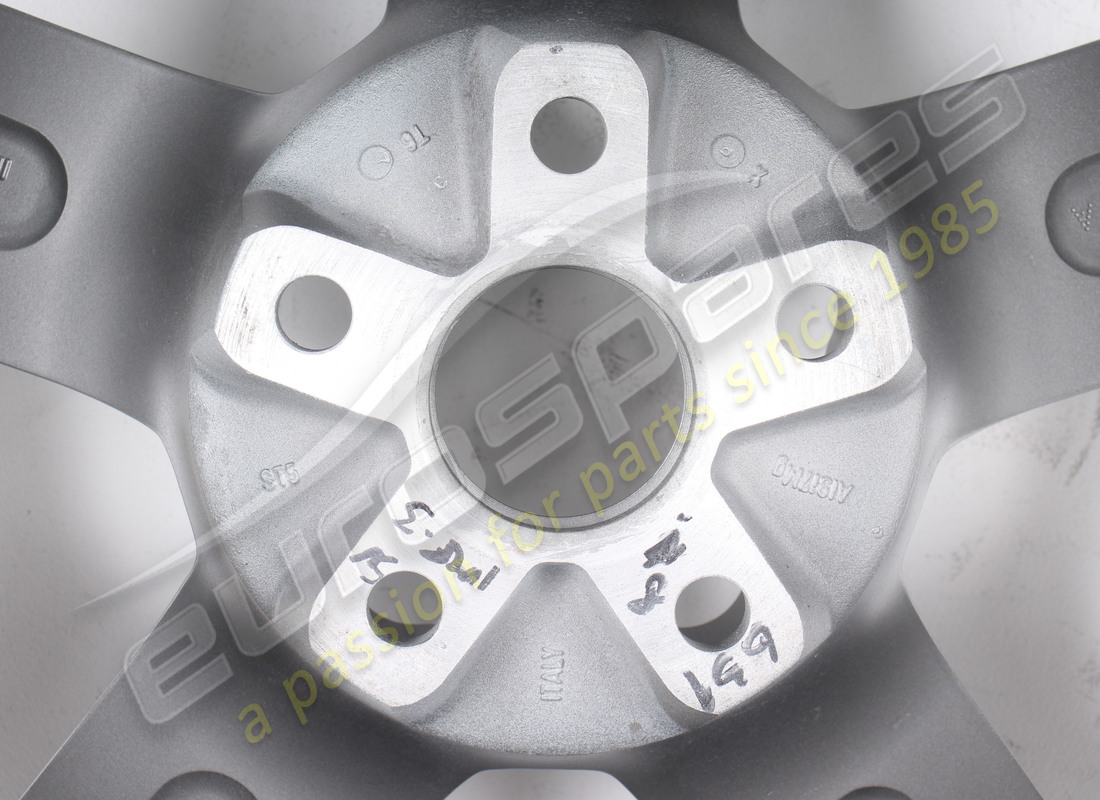 NEW LAMBORGHINI WHEEL RIM CASSIOPEA TITANIO POST. PART NUMBER 400601017N (4) new lamborghini wheel rim cassiopea titanio post. part number 400601017n (4)