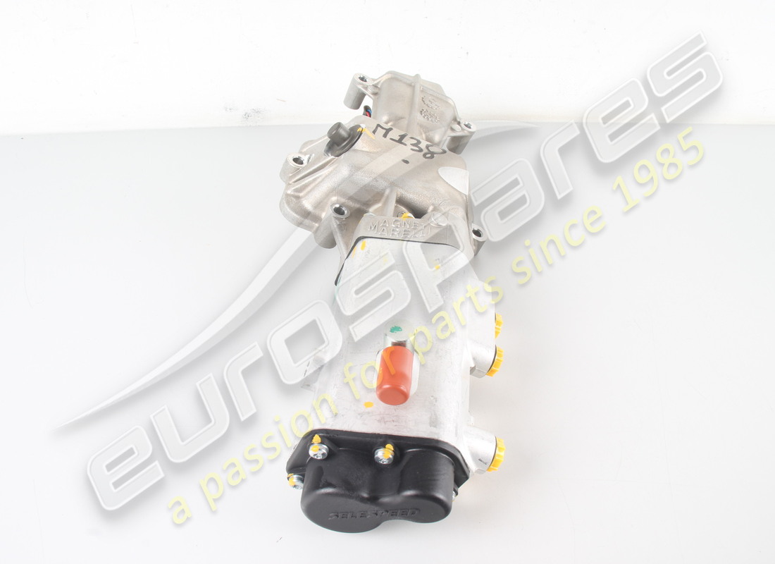 NEW MASERATI ACTUATOR WITH COVER. PART NUMBER 183064 (4) new maserati actuator with cover. part number 183064 (4)