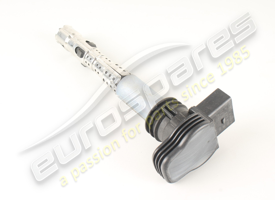 USED LAMBORGHINI IGNITION COIL. PART NUMBER 06F905115B (2) used lamborghini ignition coil. part number 06f905115b (2)