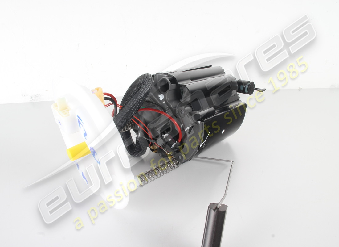 new maserati lh fuel pump (v6 gasoline). part number 670178911 (2)