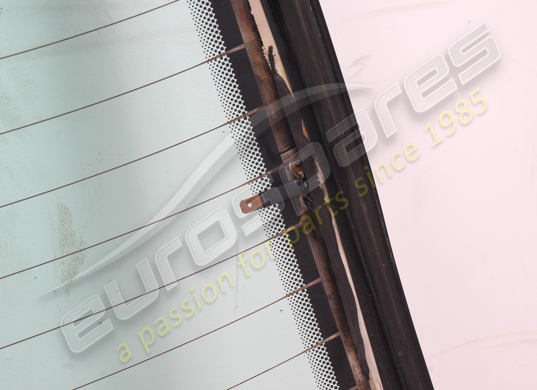 USED MASERATI REAR WINDOW GLASS. PART NUMBER 377780077 (6) used maserati rear window glass. part number 377780077 (6)