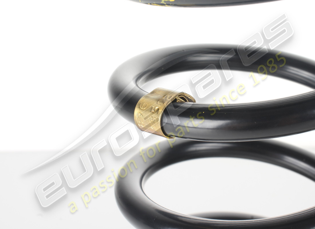 NEW MASERATI REAR SPRING. PART NUMBER 197896 (2) new maserati rear spring. part number 197896 (2)