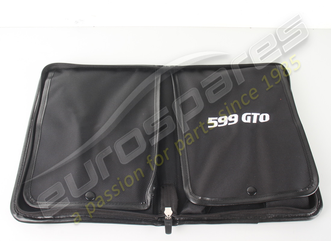 NEW FERRARI COMPLETE TOOLKIT BAG. PART NUMBER 265008 (2) new ferrari complete toolkit bag. part number 265008 (2)