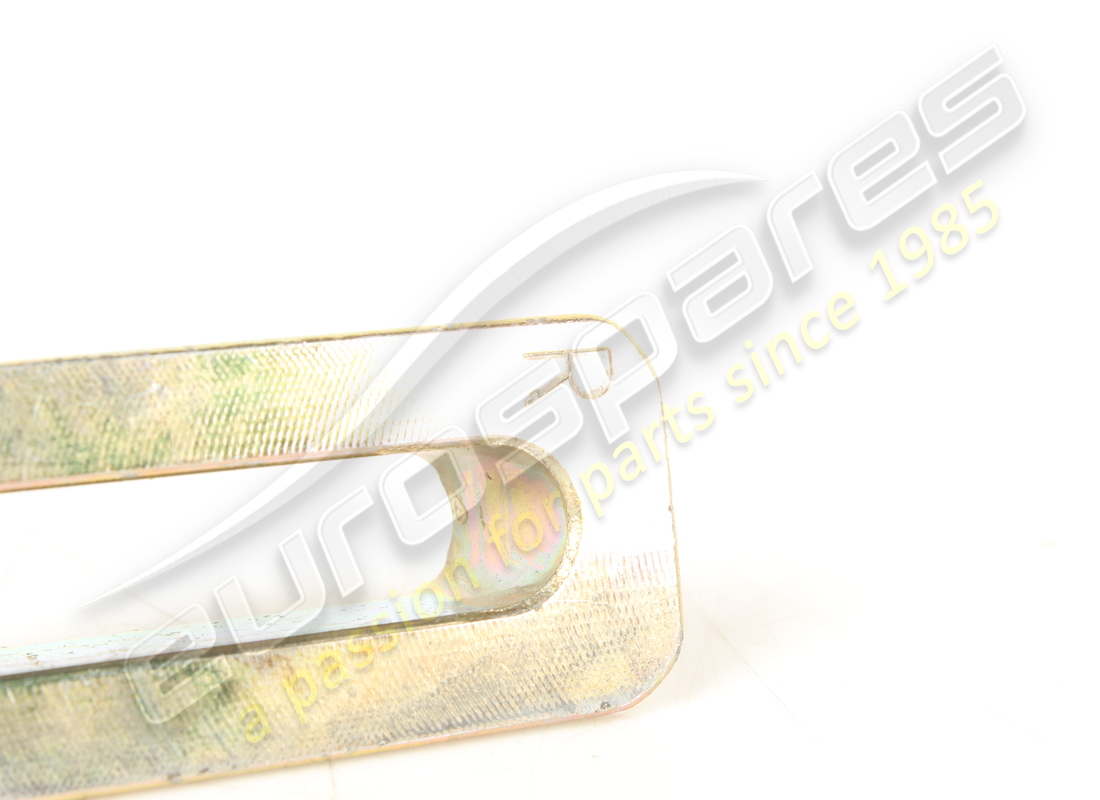 USED FERRARI FIXED RUNNER CHANNEL. PART NUMBER 171501 (3) used ferrari fixed runner channel. part number 171501 (3)