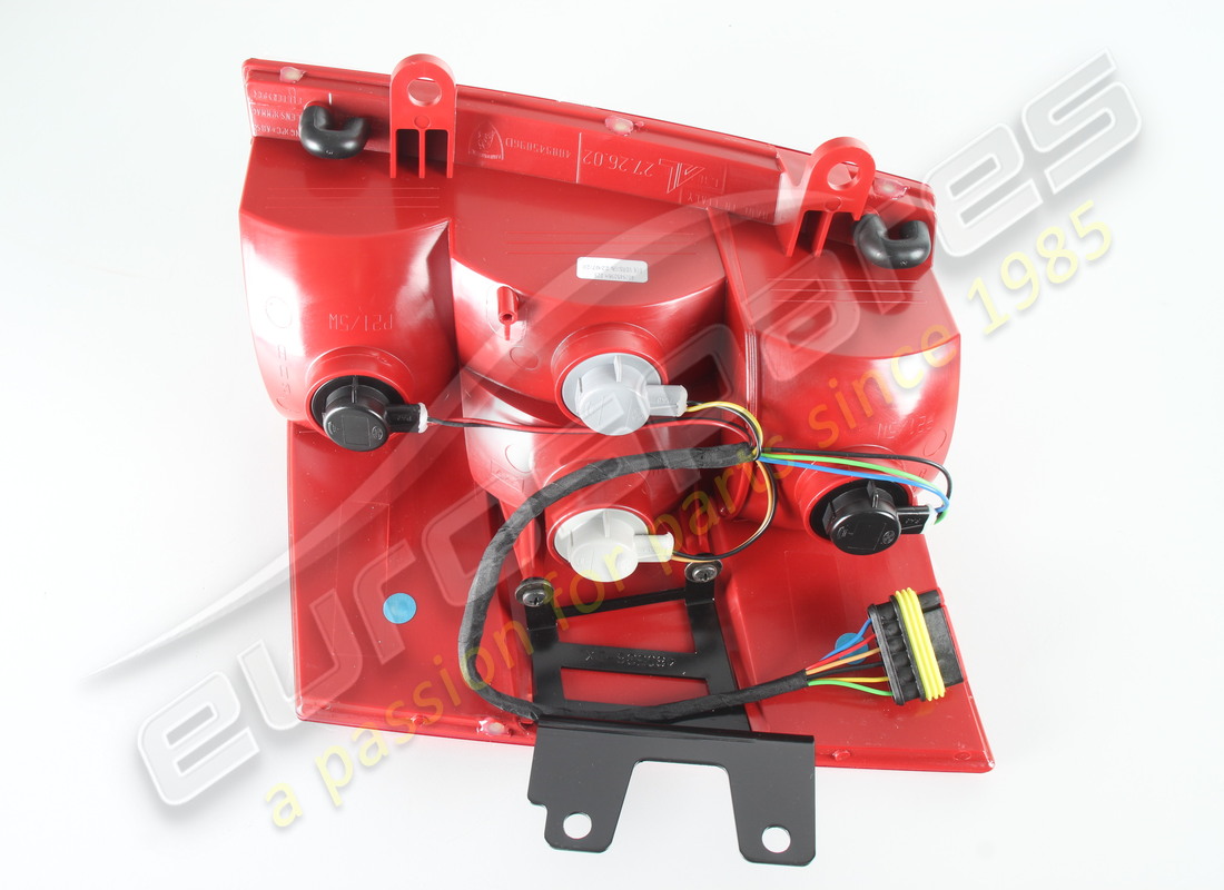 new lamborghini rh rear lamp. part number 400945096h (3)