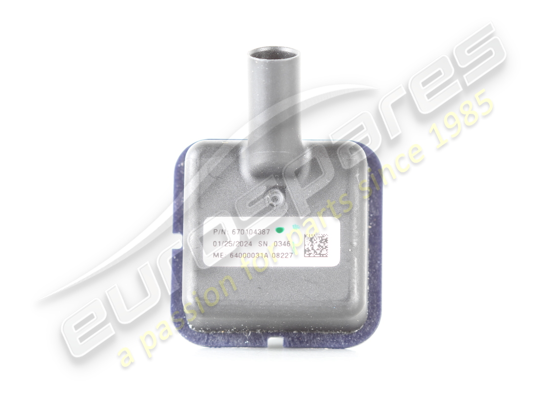 NEW MASERATI CAMERA. PART NUMBER 670104387 (4) new maserati camera. part number 670104387 (4)