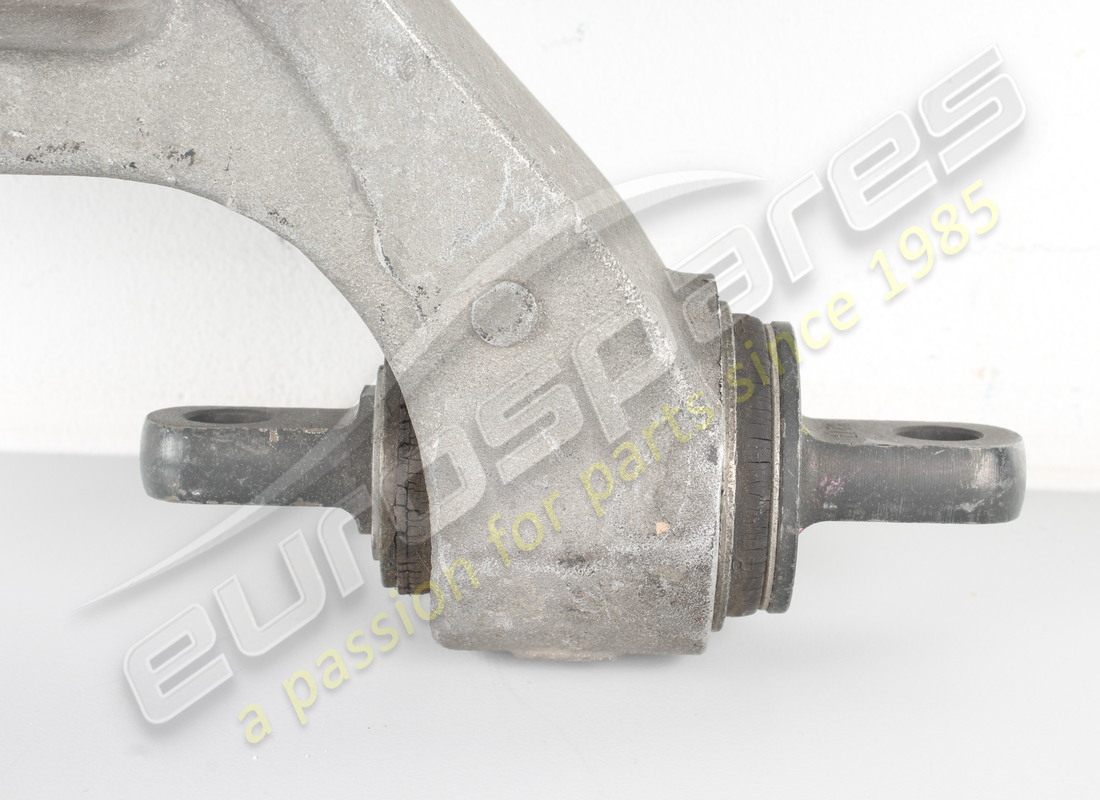 NEW FERRARI RH LOWER LEVER. PART NUMBER 200943 (3) new ferrari rh lower lever. part number 200943 (3)