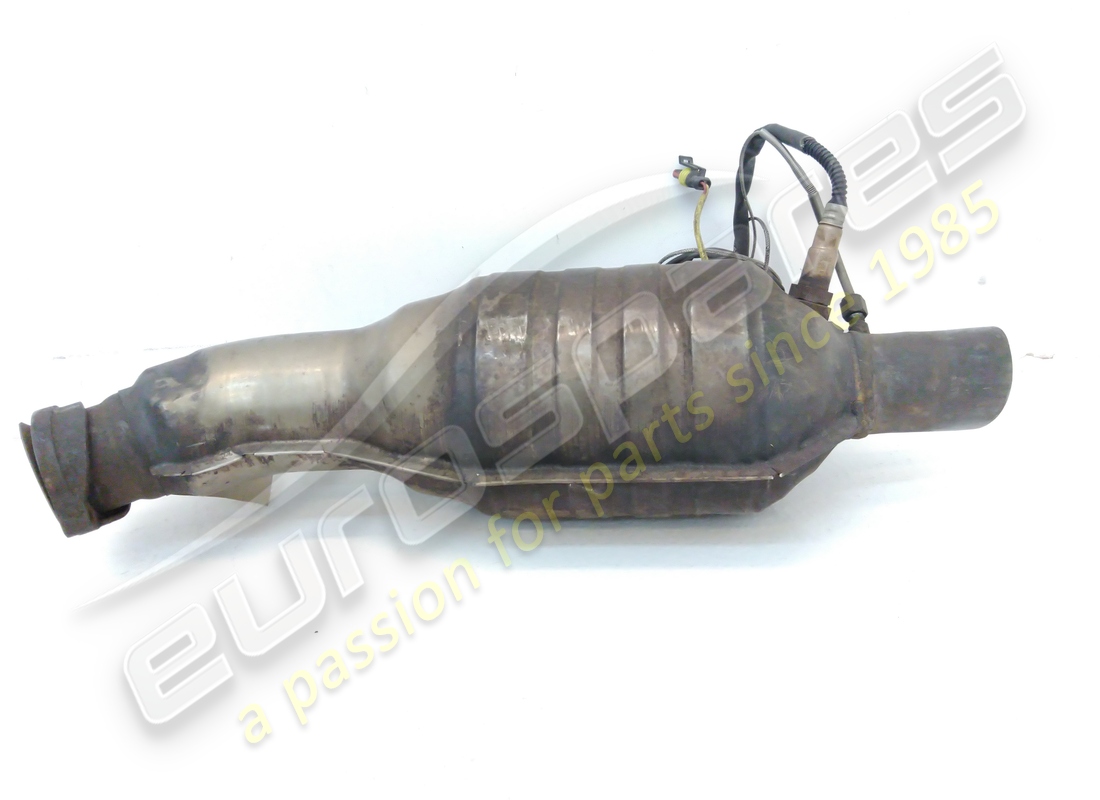 USED FERRARI RH CATALYST. PART NUMBER 174211 (1) used ferrari rh catalyst. part number 174211 (1)
