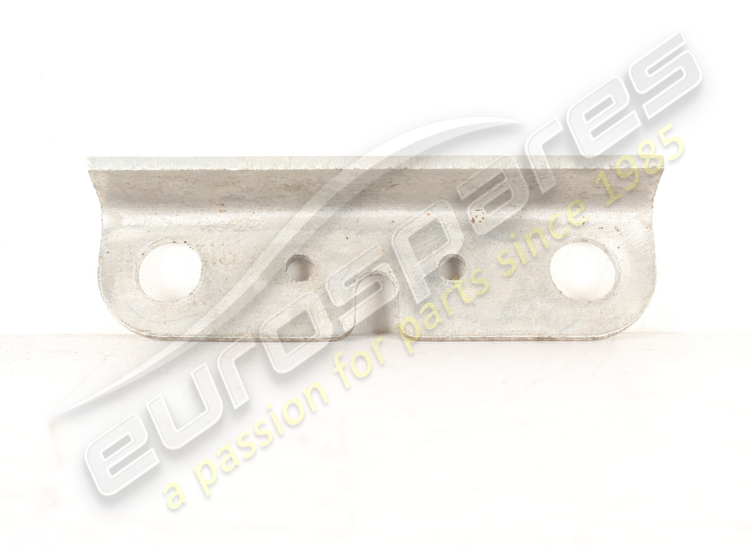 NEW FERRARI ANGULAR BRACE FOR FLANK MOUN. PART NUMBER 81952000 (3) new ferrari angular brace for flank moun. part number 81952000 (3)