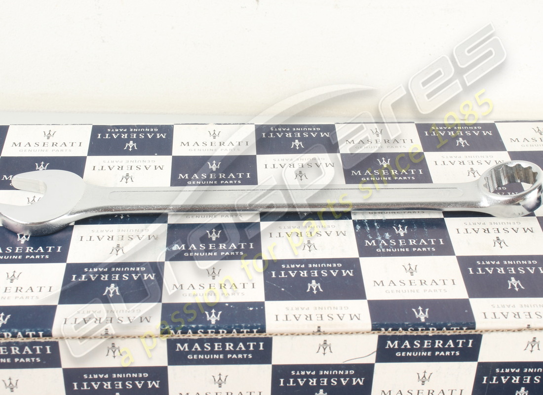 new maserati fixed allen wrench 17. part number 389800315 (3)