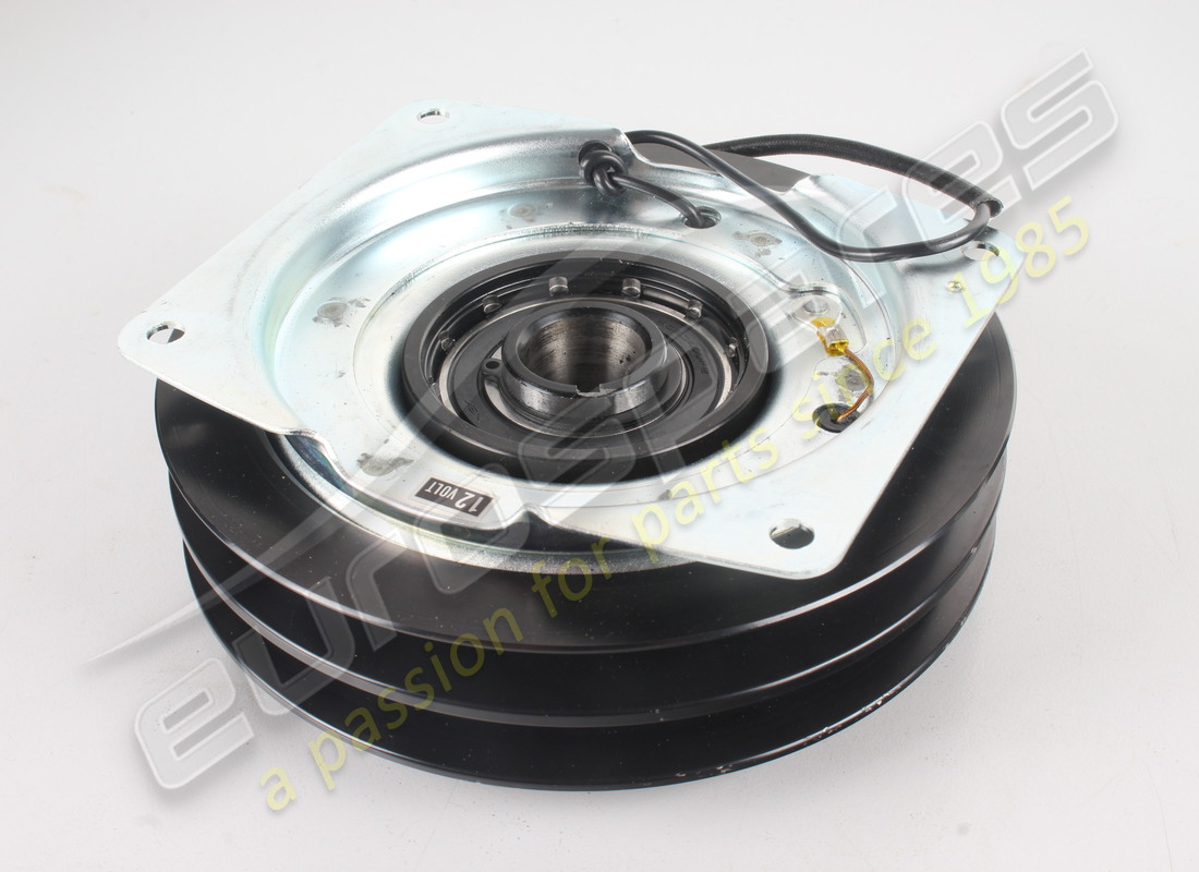 NEW FERRARI AIR CON ELECTROMAGNETIC CLUTCH. PART NUMBER 105148 (1) new ferrari air con electromagnetic clutch. part number 105148 (1)