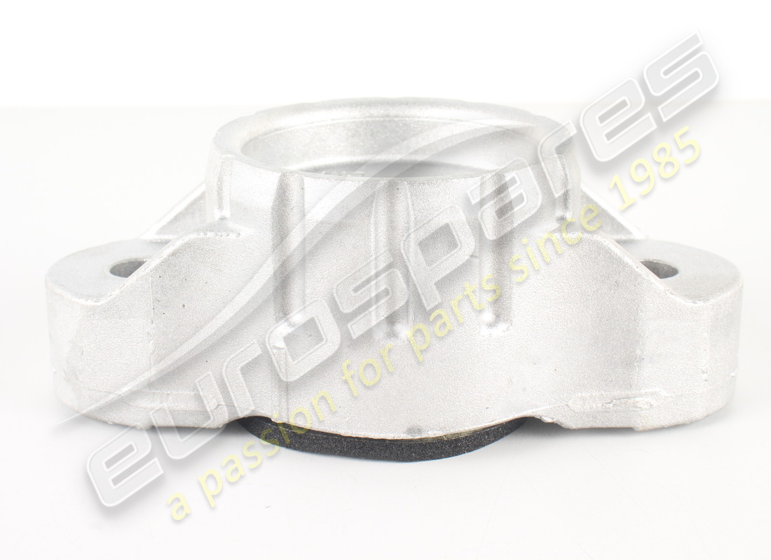 NEW MASERATI REAR SUSP. ELASTIC CUP. PART NUMBER 670002833 (2) new maserati rear susp. elastic cup. part number 670002833 (2)