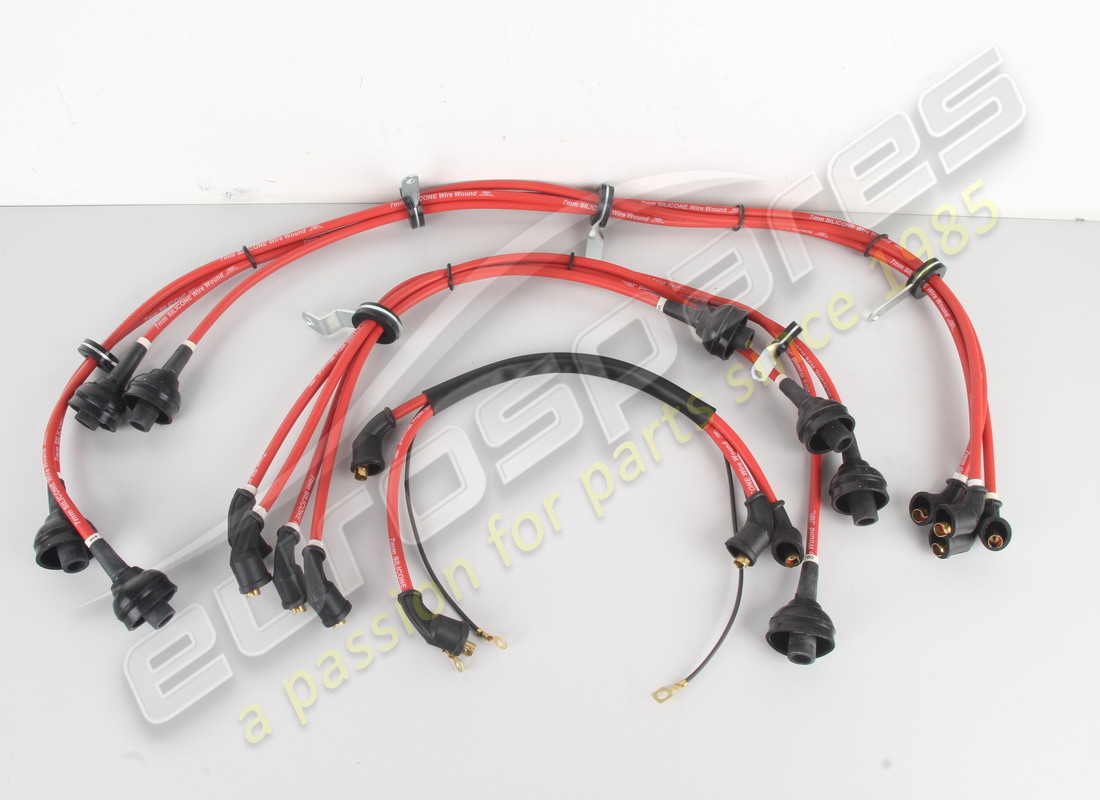 NEW EUROSPARES COMPLETE HT LEADS SET. PART NUMBER FHT020 (1) new eurospares complete ht leads set. part number fht020 (1)