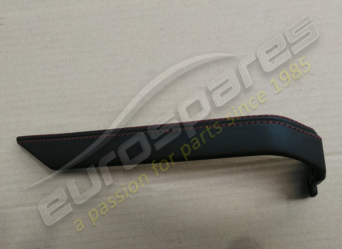 DAMAGED Ferrari CENTRE TRIM PANEL UNDER UPPER DASHBOARD COVER . PART NUMBER 915169 (1)