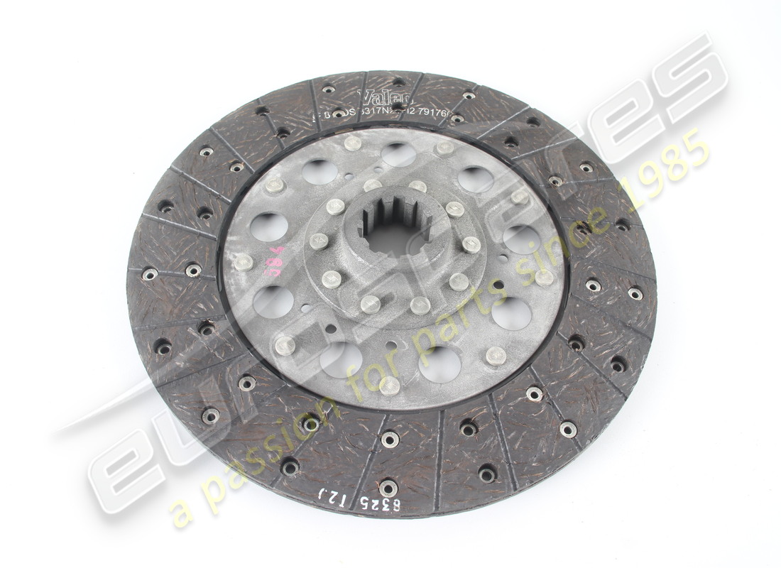 NEW FERRARI COMPLETE CLUTCH. PART NUMBER 157754 (3) new ferrari complete clutch. part number 157754 (3)