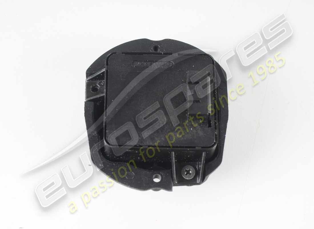 NEW MASERATI RH REAR SEAT CONTROL BUTTON. PART NUMBER 203491 (3) new maserati rh rear seat control button. part number 203491 (3)