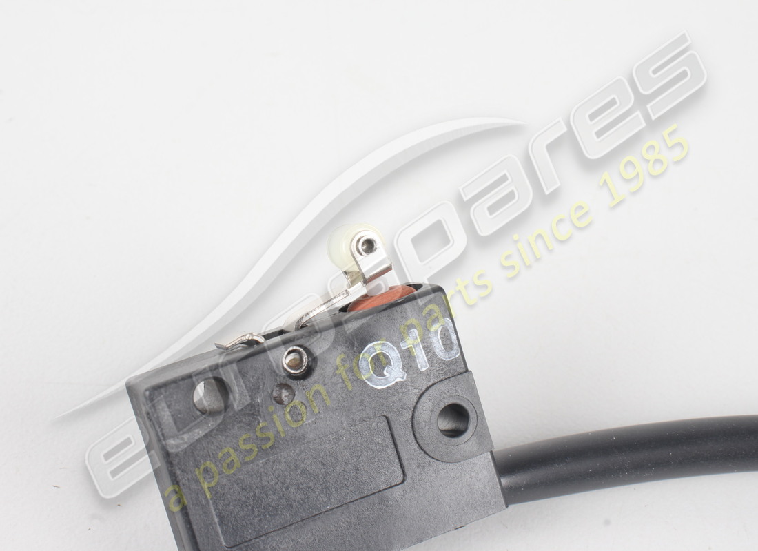 new ferrari micro-switch. part number 168617 (2)