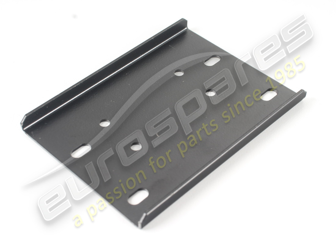 NEW MASERATI REAR BUMPER SIDE FASTENING BRACKE. PART NUMBER 376300388 (1) new maserati rear bumper side fastening bracke. part number 376300388 (1)