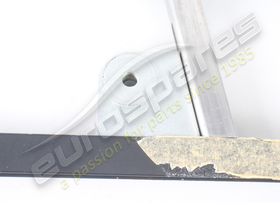 new (other) ferrari rhs quarter light frame only. part number 2533033008a (5)