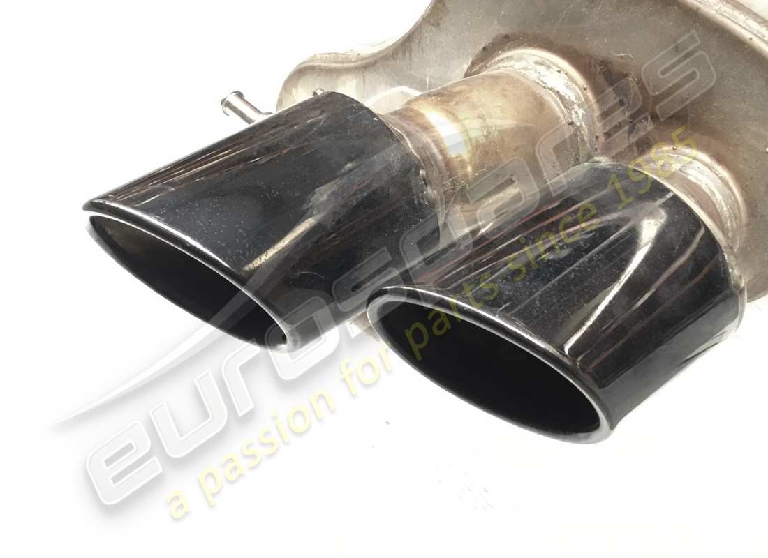 used maserati rh rear silencer. part number 257203 (2)