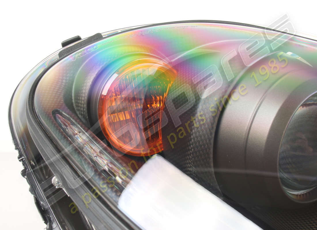 NEW FERRARI RH HEADLIGHT LOW/HIGH BEAM CARBON VERSION. PART NUMBER 244288 (4) new ferrari rh headlight low/high beam carbon version. part number 244288 (4)