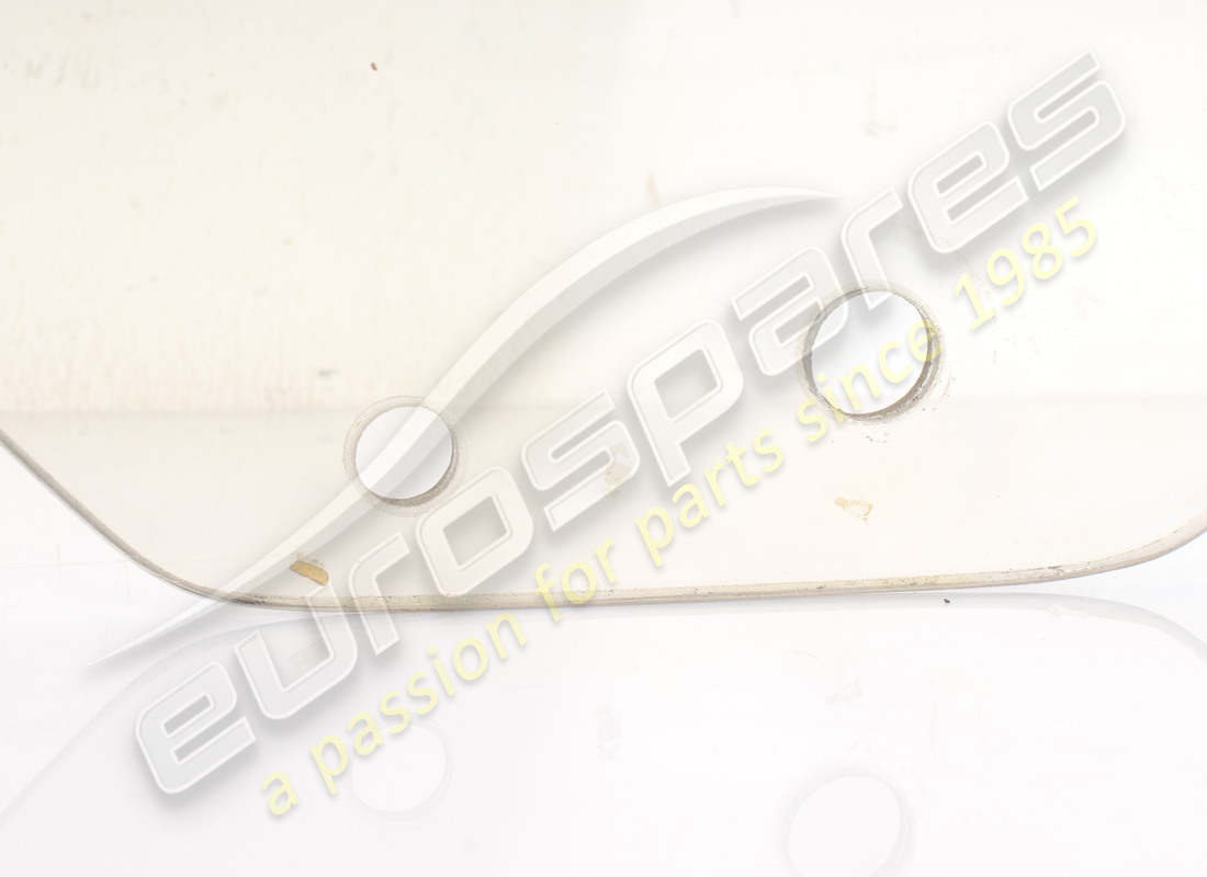 NEW FERRARI RH DOOR GLASS. PART NUMBER 61508900 (2) new ferrari rh door glass. part number 61508900 (2)