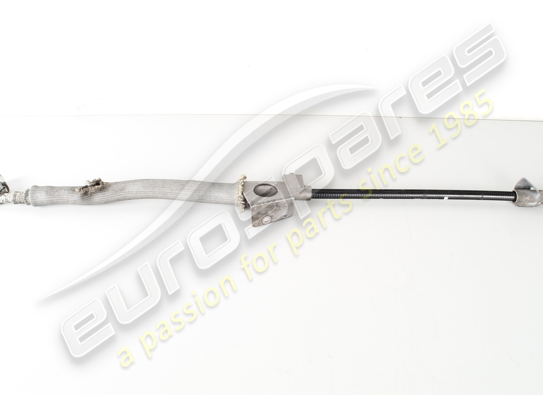 USED FERRARI CABLE FROM ACTUATOR TO EQUAL. PART NUMBER 286139 (3) used ferrari cable from actuator to equal. part number 286139 (3)