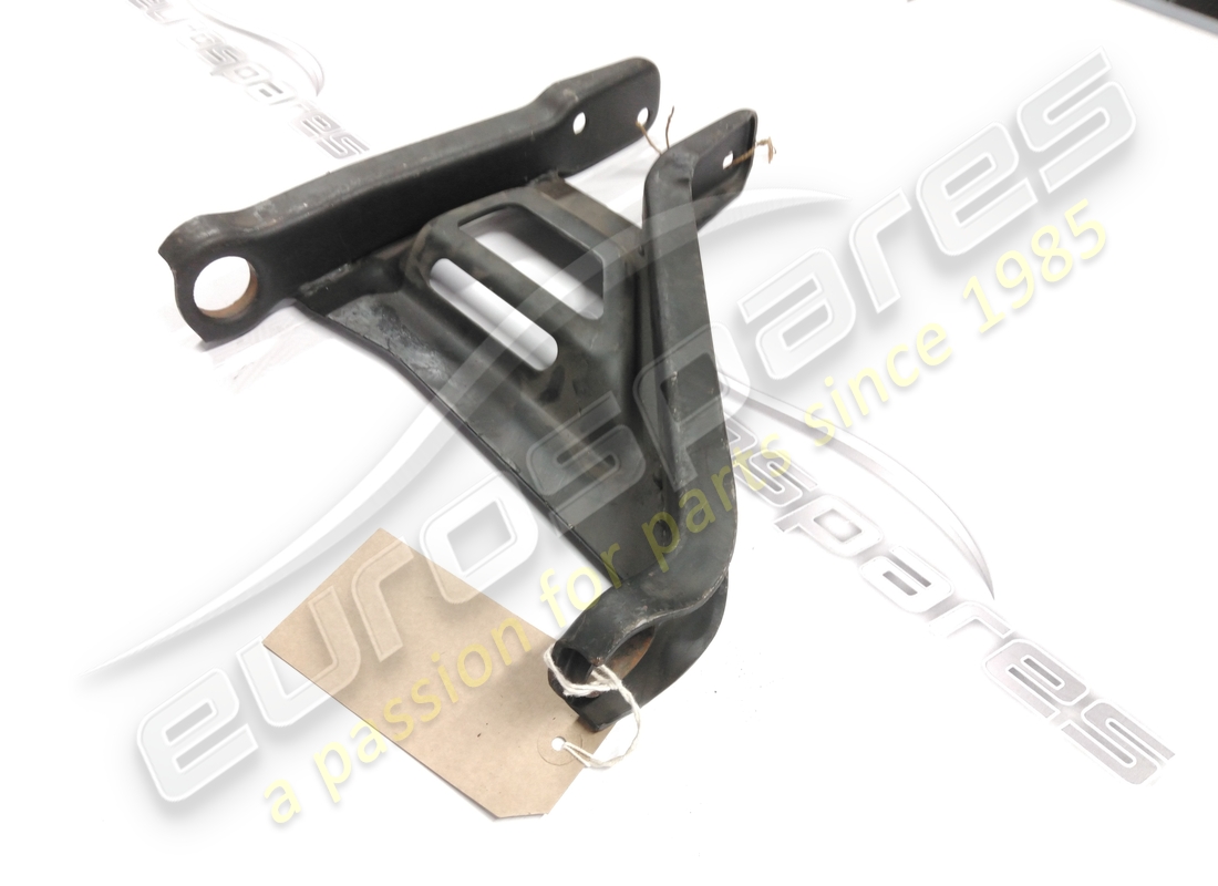 NEW FERRARI RH FRONT UPPER LEVER. PART NUMBER 641273 (4) new ferrari rh front upper lever. part number 641273 (4)