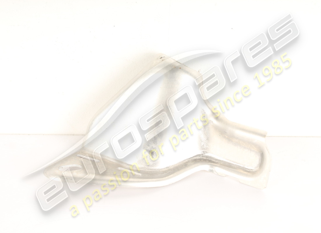 new ferrari rh radiator fastener bracket. part number 84641900 (1)