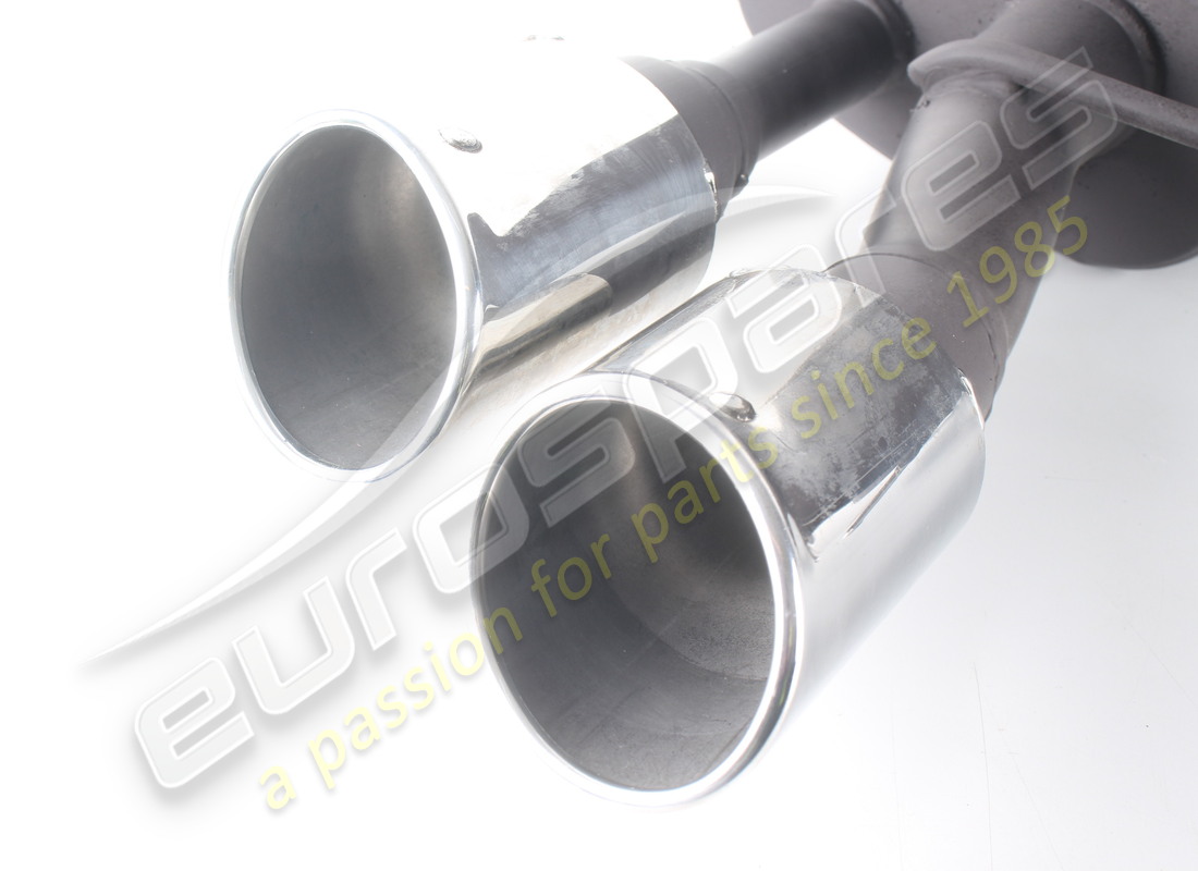 new maserati rear rh silencer. part number 237915 (4)