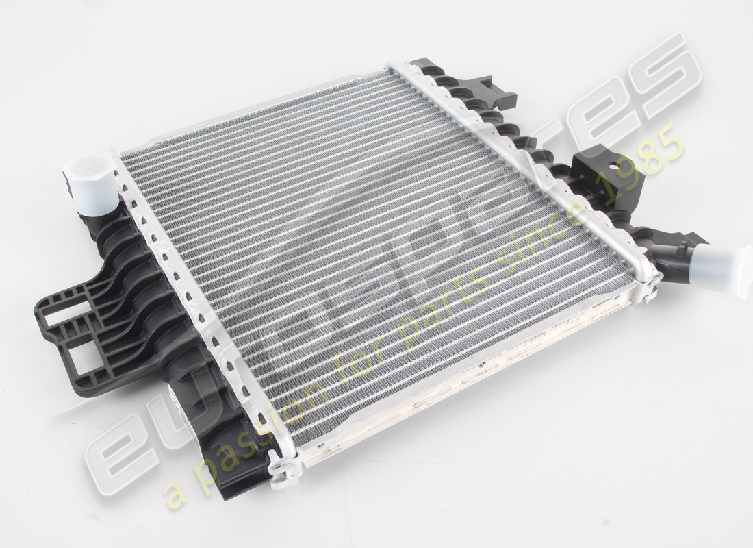 NEW LAMBORGHINI AUXILIARY RADIATOR. PART NUMBER 4M0121218G (1) new lamborghini auxiliary radiator. part number 4m0121218g (1)